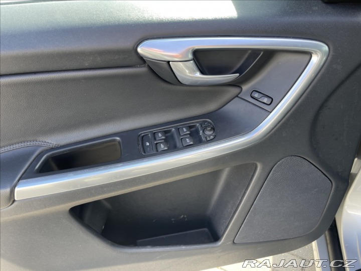 Volvo XC60 2,4 D4 Summum AWD Geartr 2014