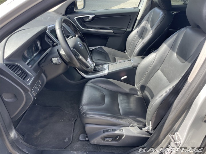 Volvo XC60 2,4 D4 Summum AWD Geartr 2014
