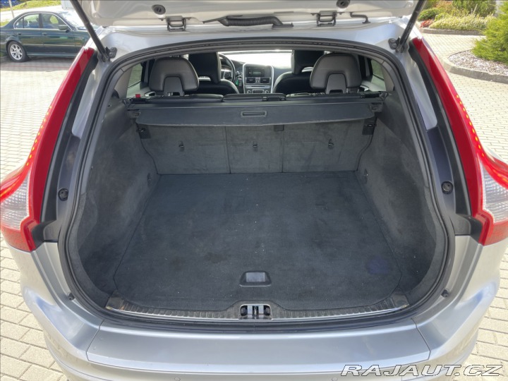 Volvo XC60 2,4 D4 Summum AWD Geartr 2014
