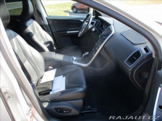 Volvo XC60 2,4 D4 Summum AWD Auto GP 2014