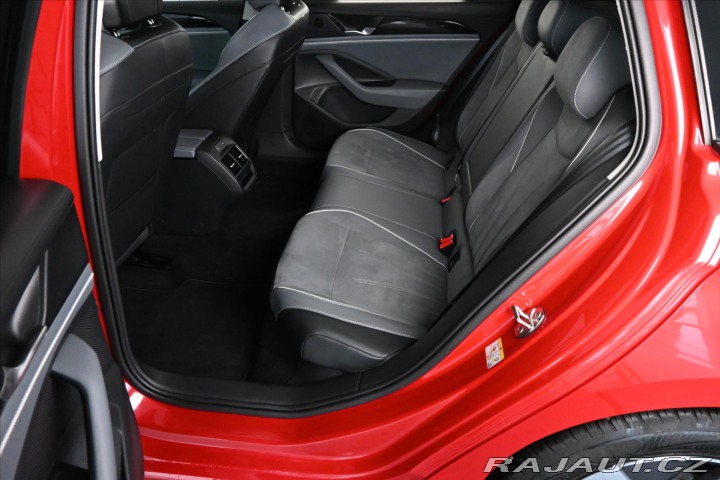 Volkswagen Passat 2,0 TDi 110kW DSG *Busine 2024