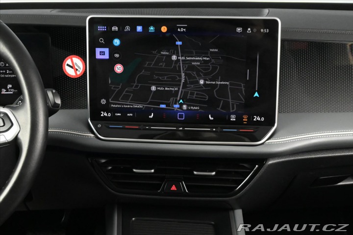 Volkswagen Passat 2,0 TDi 110kW DSG *Busine 2024