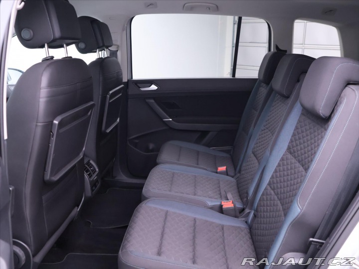 Volkswagen Touran 2,0 TDI 110kW DSG LED Nav 2019