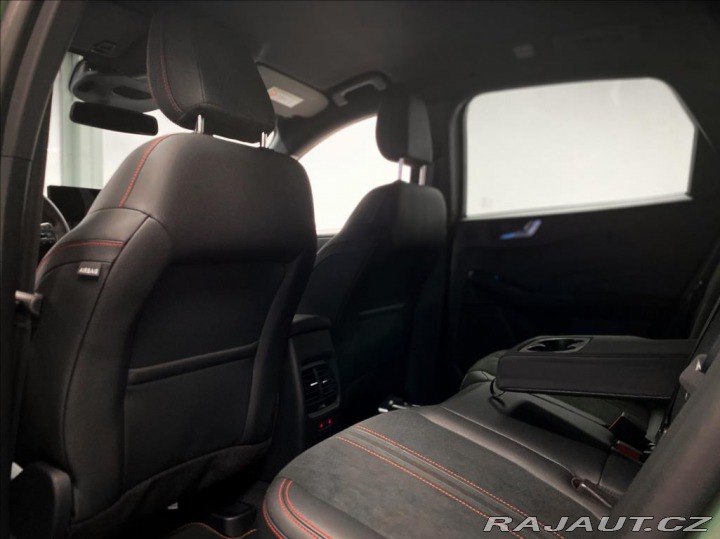 Ford Kuga 1.5 EcoBoost ST-Line X 2025