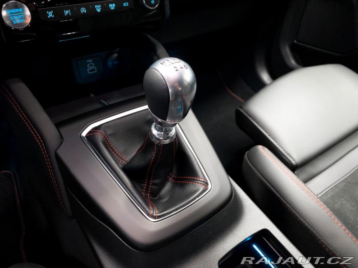 Ford Kuga 1.5 EcoBoost ST-Line X 2025