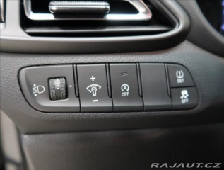 Hyundai i30 1,0 T-GDI ČR 1 majitel 2022