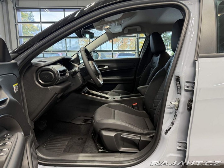 Jeep Avenger Electric - Altitude 54kWh 2025