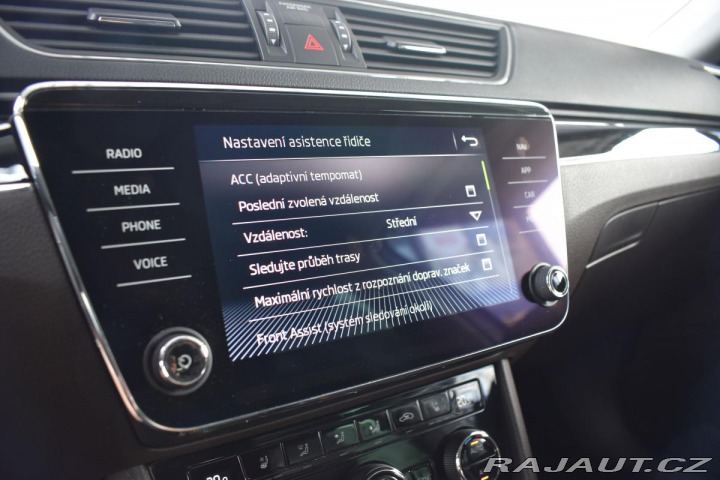 Škoda Superb 2.0TDI L&K ACC*DCC*CA 2019