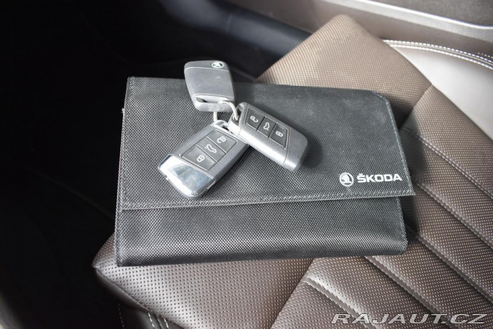 Škoda Superb 2.0TDI L&K ACC*DCC*CA 2019