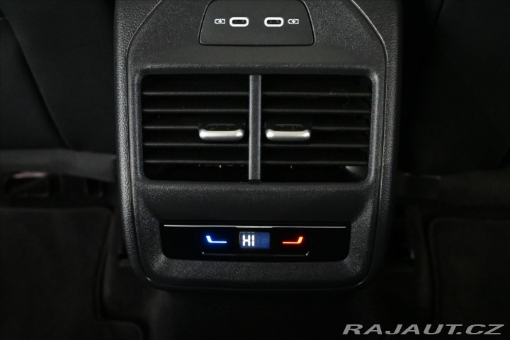 Volkswagen Passat 2,0 TDI 110 kW DSG *BUSIN 2024