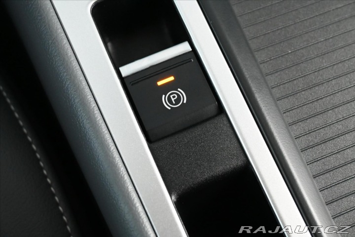 Volkswagen Passat 2,0 TDI 110 kW DSG *BUSIN 2024
