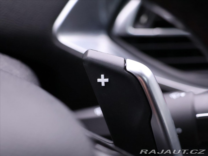 Peugeot 308 2,0 HDI 133kW Aut. CZ Nav 2017