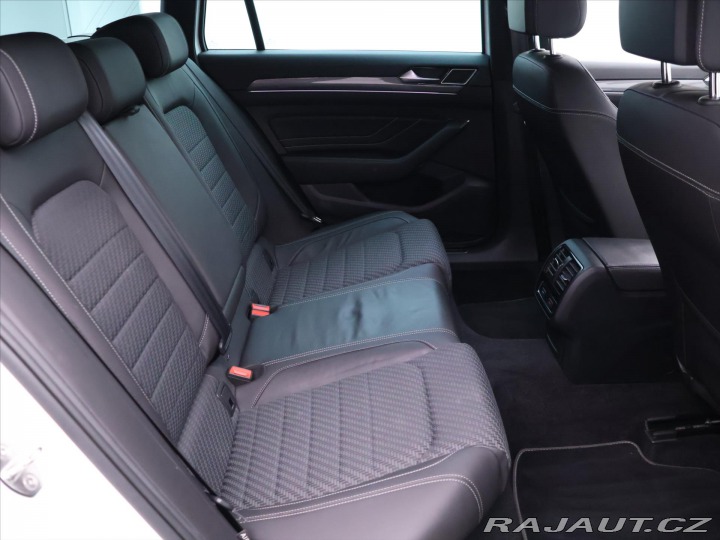 Volkswagen Passat 2,0 TDI 140kW DSG 4Motion 2019
