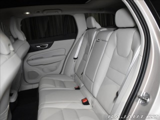 Volvo V60 2,0 B4 Plus Dark DCT 2024