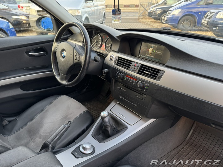 BMW 3 325i 2,5 160 KW KOLA AC 2005