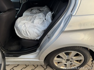 BMW 3 325i 2,5 160 KW KOLA AC 2005