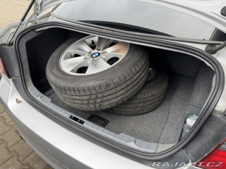 BMW 3 325i 2,5 160 KW KOLA AC 2005
