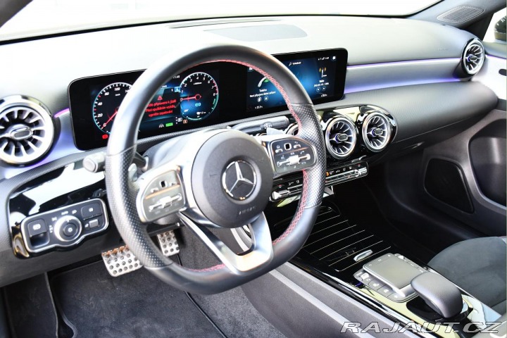 Mercedes-Benz A 250e AMG K360°NEZ.TOP ČR 2022