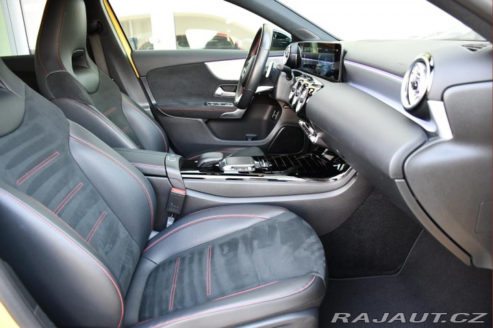 Mercedes-Benz A 250e AMG K360°NEZ.TOP ČR 2022