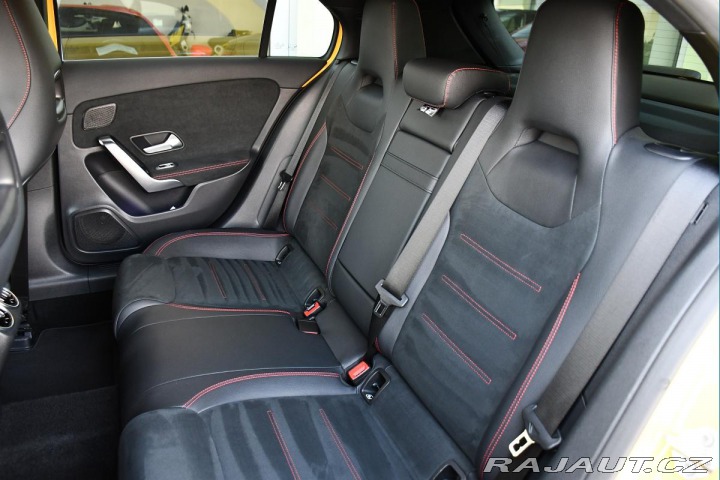 Mercedes-Benz A 250e AMG K360°NEZ.TOP ČR 2022