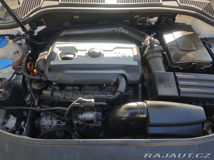Škoda Superb 1.8 TSi Ambition NAVI Bi- 2010