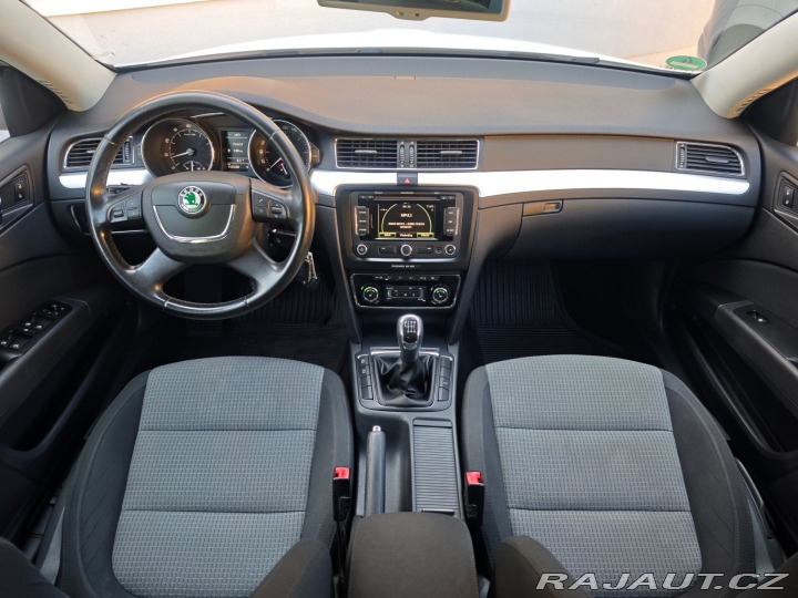 Škoda Superb 1.8 TSi Ambition NAVI Bi- 2010