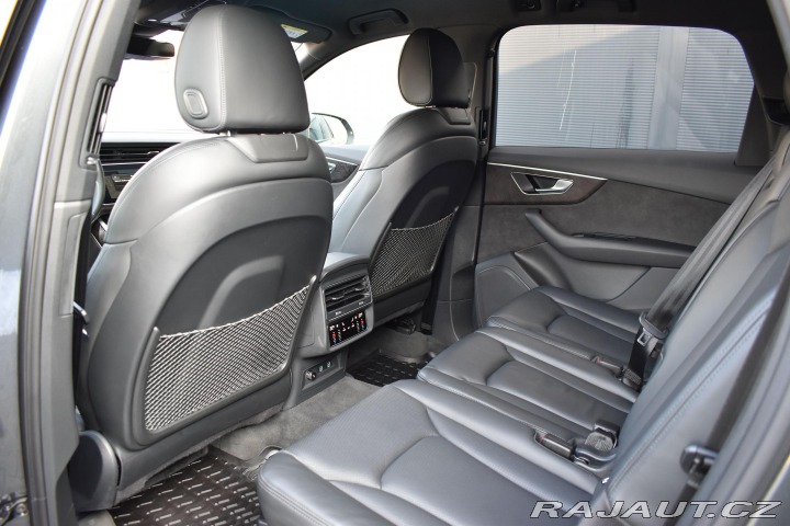 Audi Q7 50 TDI S-LINE*4x4*TAŽNÉ*Č 2019