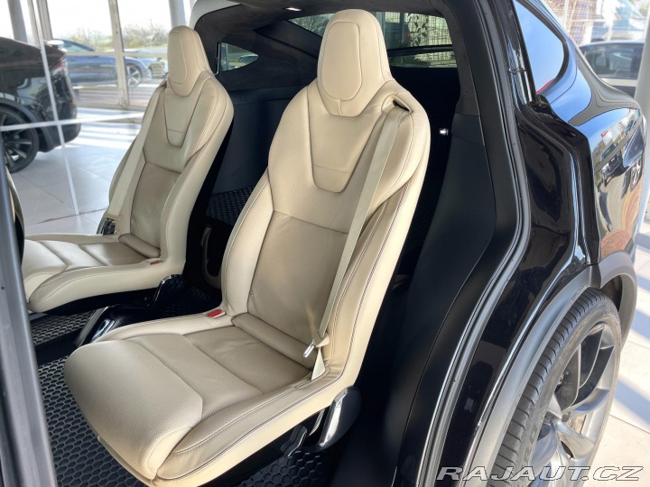 Tesla Model X X90D 386kW*CCS*6míst*DPH 2017