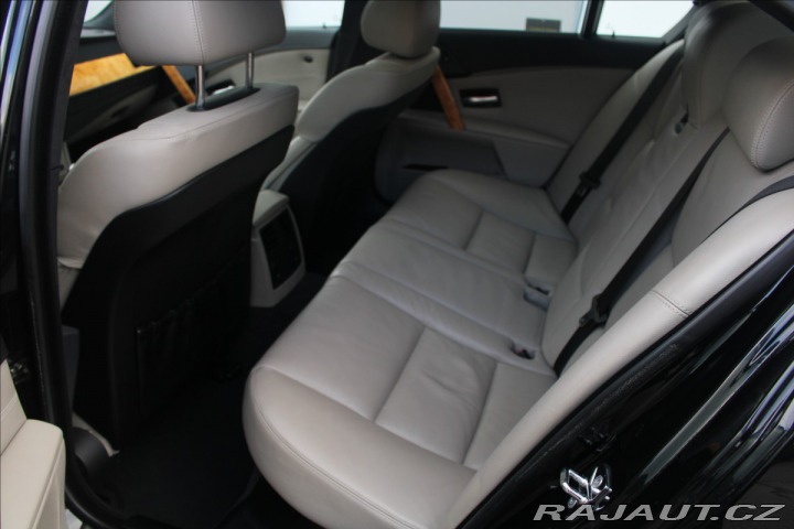 BMW M5 5,0 M5 E60 5.0 V10 5.0 V1 2005
