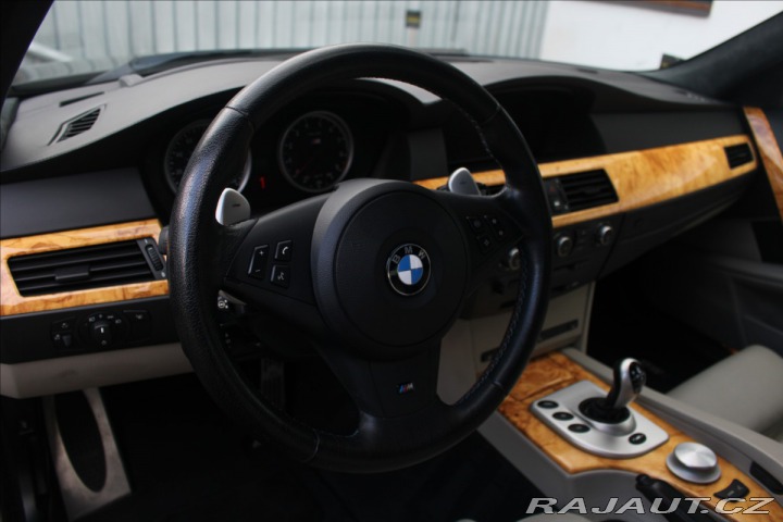 BMW M5 5,0 M5 E60 5.0 V10 5.0 V1 2005