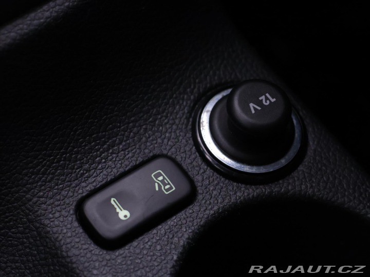 Škoda Yeti 2,0 TDI 4x4 DSG Experienc 2011