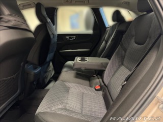 Volvo XC60 2,0 B4 FWD Core 0448 2023