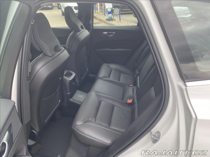 Volvo XC60 2,0 T6 AWD Recharge Plus 2023
