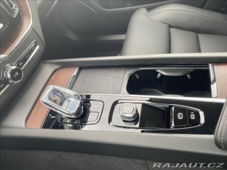 Volvo XC60 2,0 T6 AWD Recharge Plus 2023