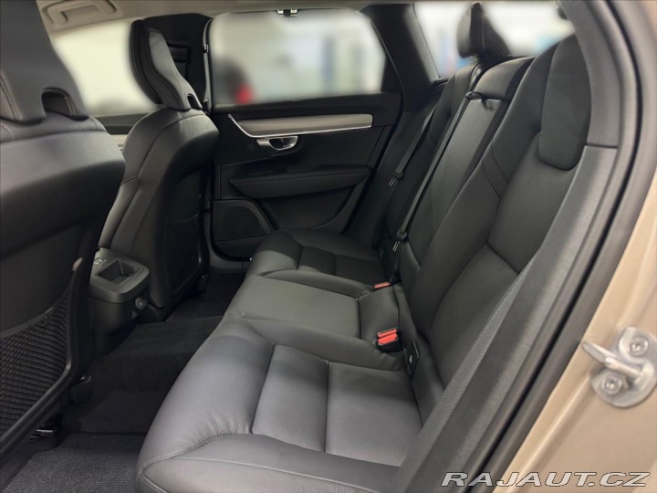 Volvo V90 2,0 B4 AWD Cross Country 2023