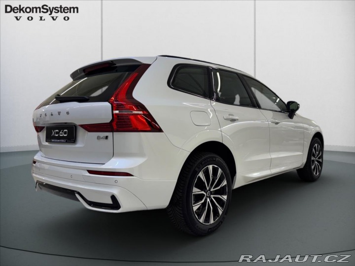 Volvo XC60 2,0 B4 AWD Plus Dark 1793 2023