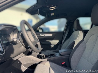 Volvo XC40 2,0 B3 FWD Plus Dark 6326 2023