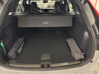 Volvo XC60 2,0 B4 AWD Plus Dark 0387 2024