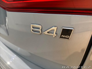 Volvo XC60 2,0 B4 AWD Plus Dark 0387 2024