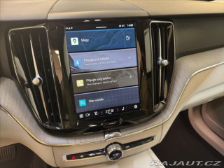 Volvo XC60 2,0 B4 AWD Plus Dark 8837 2024