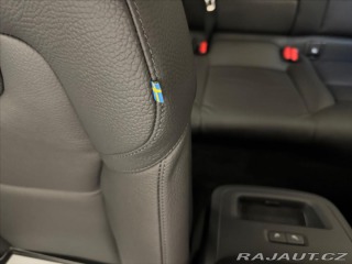 Volvo XC60 2,0 B4 AWD Plus Dark 6996 2024