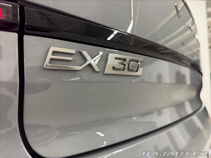 Volvo EX30 Single Mot Ext Range Plus 2025