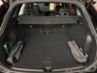 Volvo XC60 2,0 B5 AWD Plus Dark 5951 2025