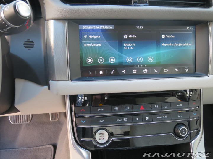 Jaguar XF Předváděcí vůz Prestige 2020