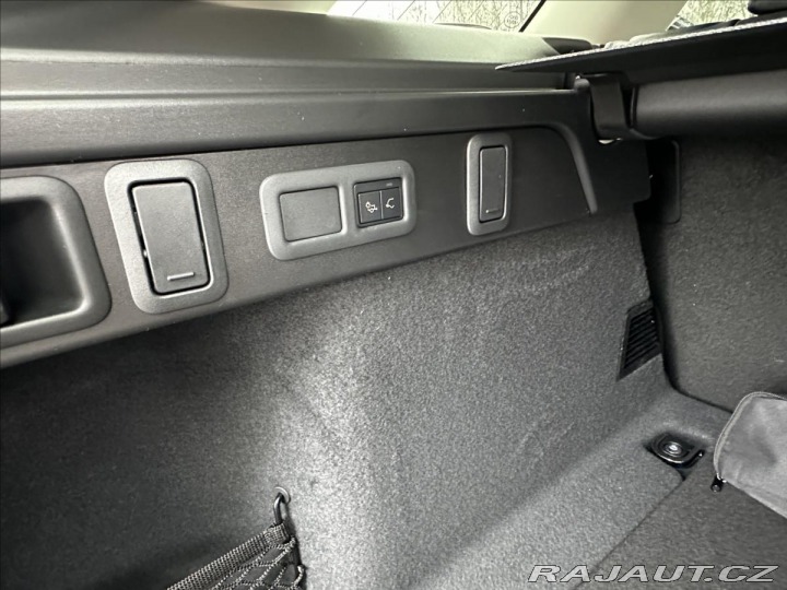 Land Rover Range Rover Velar 3,0 Dynamic SE D300 AWD 2024