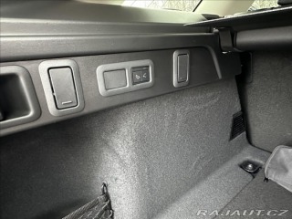 Land Rover Range Rover Velar 3,0 Dynamic SE D300  před 2024