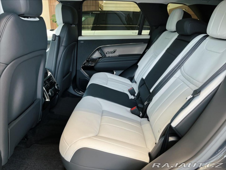 Land Rover Range Rover Sport 3,0 Dynamic HSE D300 2024