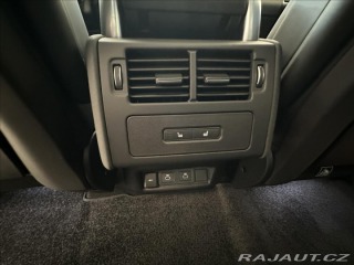 Land Rover Discovery 3,0 Dynamic HSE D350 AWD 2024