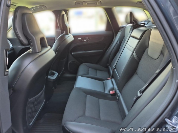 Volvo XC60 2,0 T5 AWD Momentum 2018