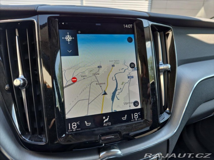 Volvo XC60 2,0 T5 AWD Momentum 2018